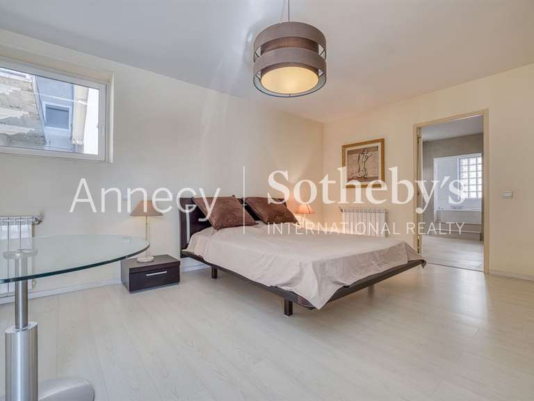 Maison Culoz - 5 chambres - 330m²