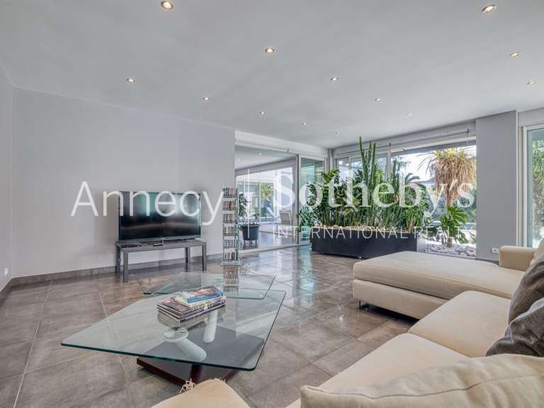 Maison Culoz - 5 chambres - 330m²