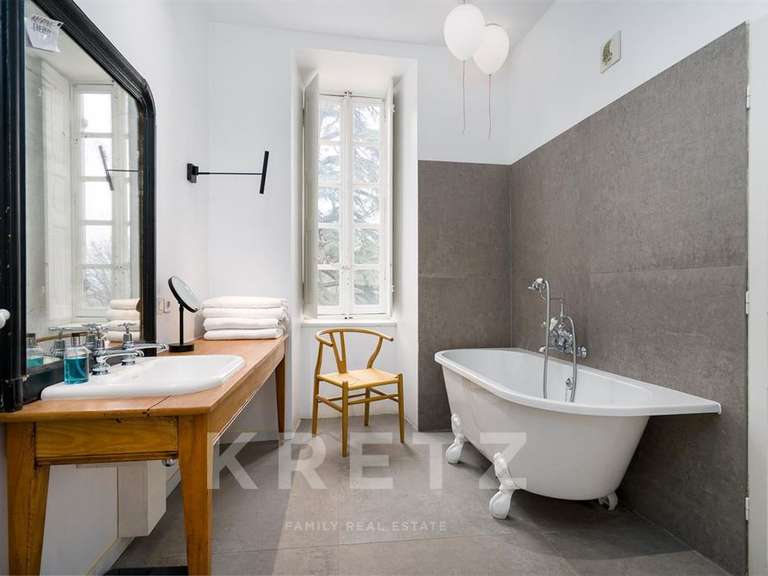 Appartement Curis-au-Mont-d'Or - 2 chambres - 140m²