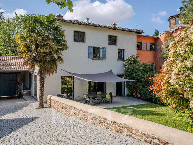 House Curis-au-Mont-d'Or - 5 bedrooms - 296m²