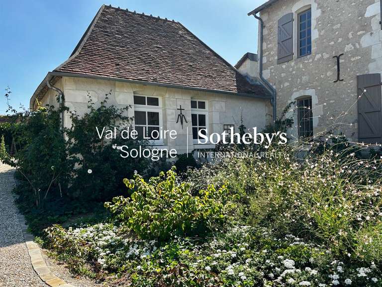 Maison Cussay - 3 chambres - 231m²