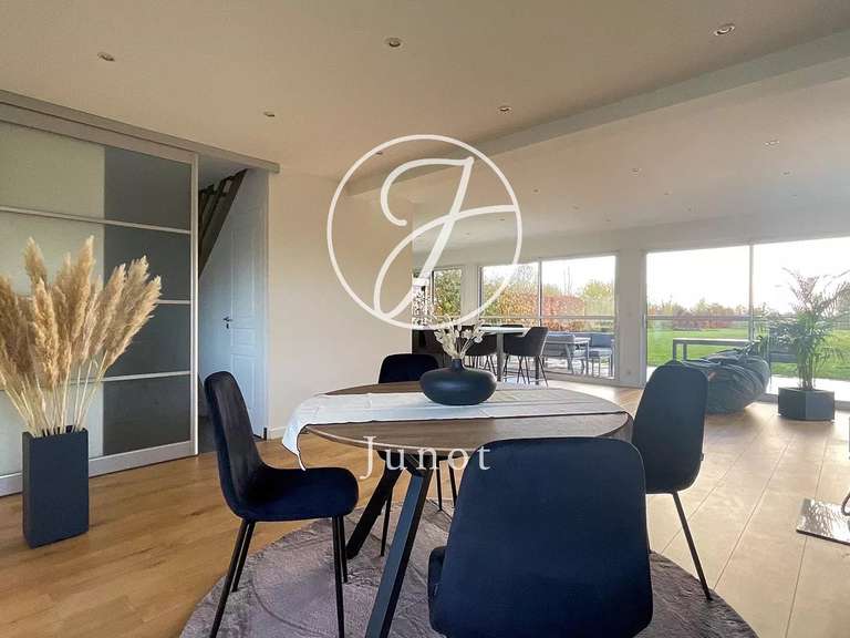 Maison Cysoing - 5 chambres - 167m²
