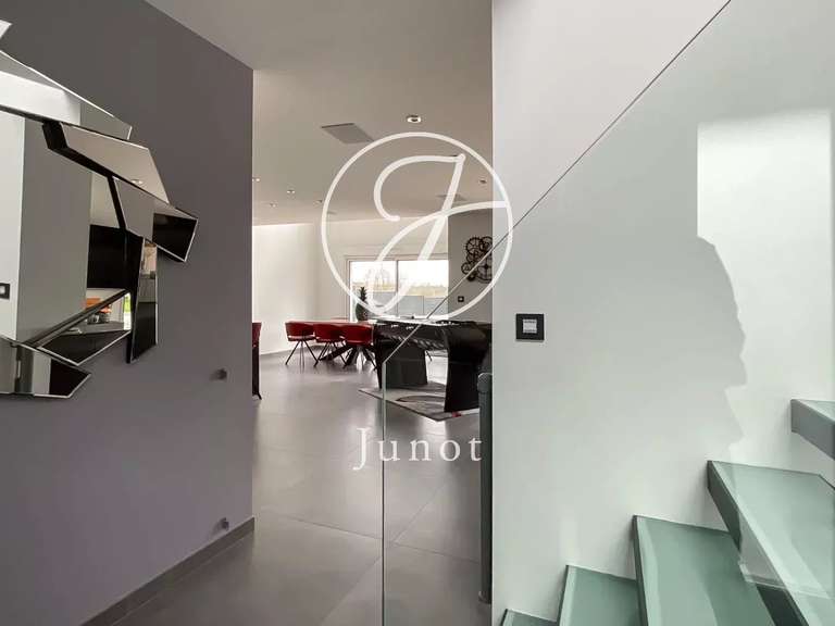Maison Cysoing - 5 chambres - 386m²