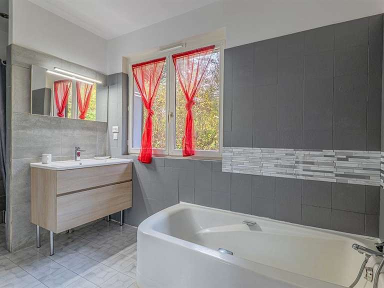 House Dardilly - 4 bedrooms - 135m²