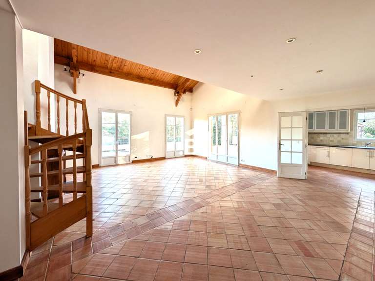 Maison Dardilly - 7 chambres - 228m²