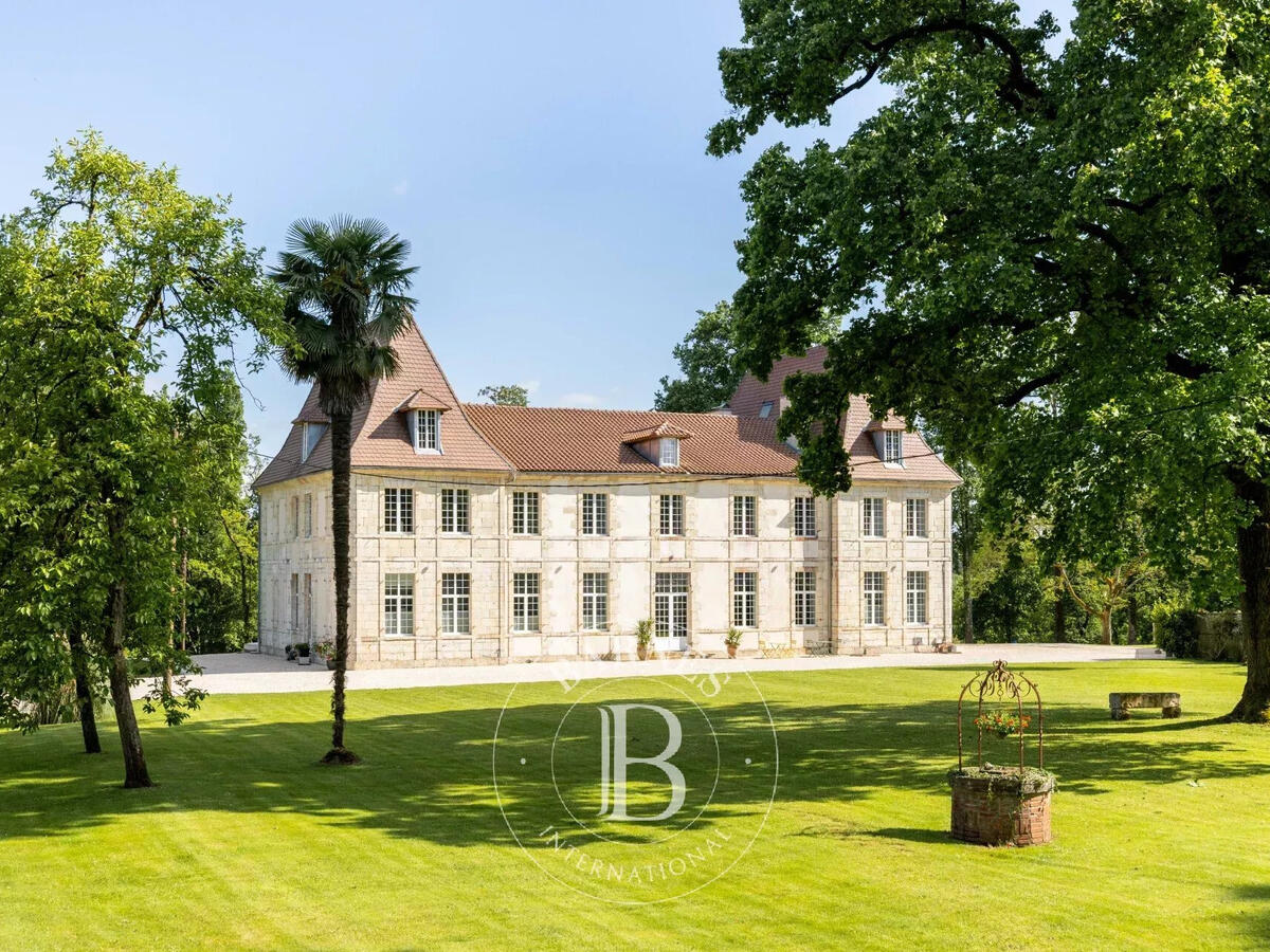 Castle Dax