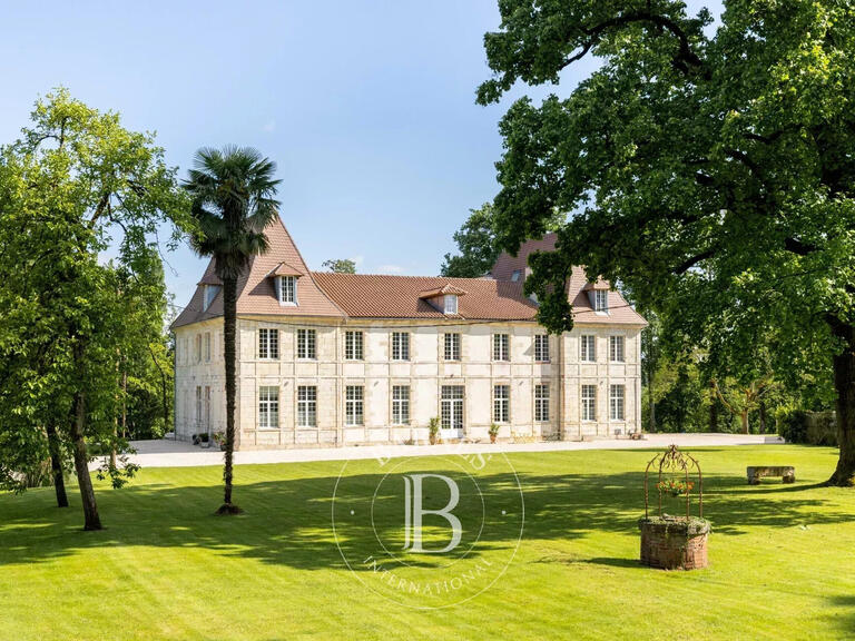 Château Dax - 8 chambres - 650m²