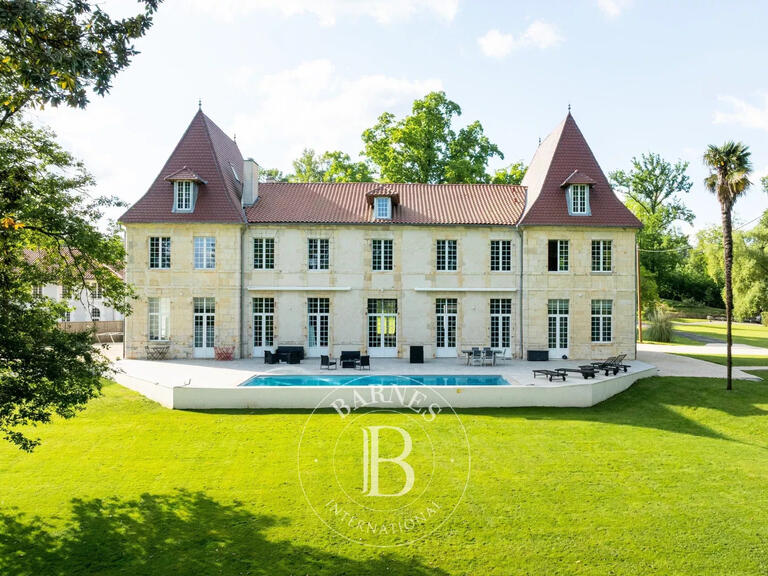 Château Dax - 8 chambres - 650m²