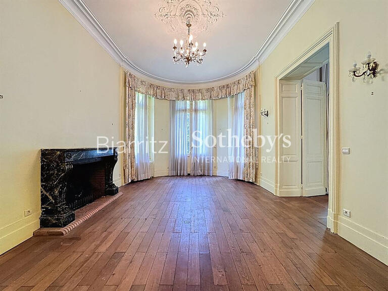 Castle Dax - 550m²