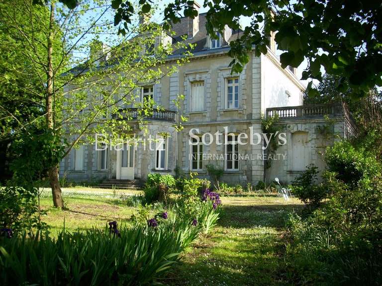 Château Dax - 7 chambres - 550m²