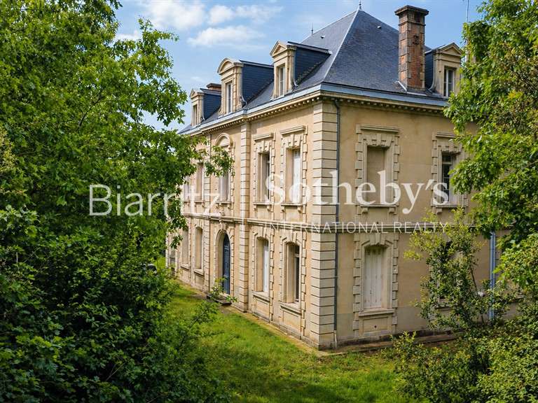 Château Dax - 7 chambres - 550m²