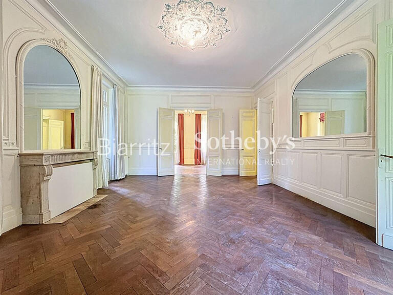 Castle Dax - 550m²
