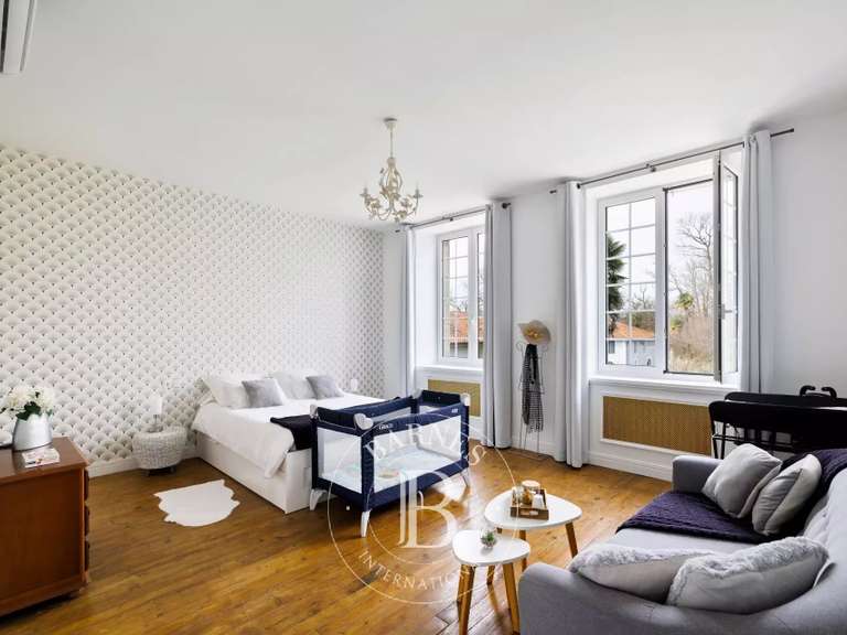 Château Dax - 8 chambres - 650m²
