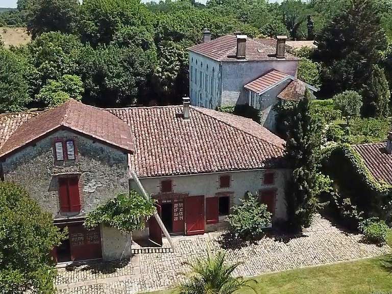 Maison Dax - 8 chambres - 390m²