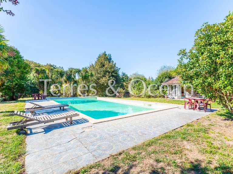 Maison Dax - 9 chambres - 452m²