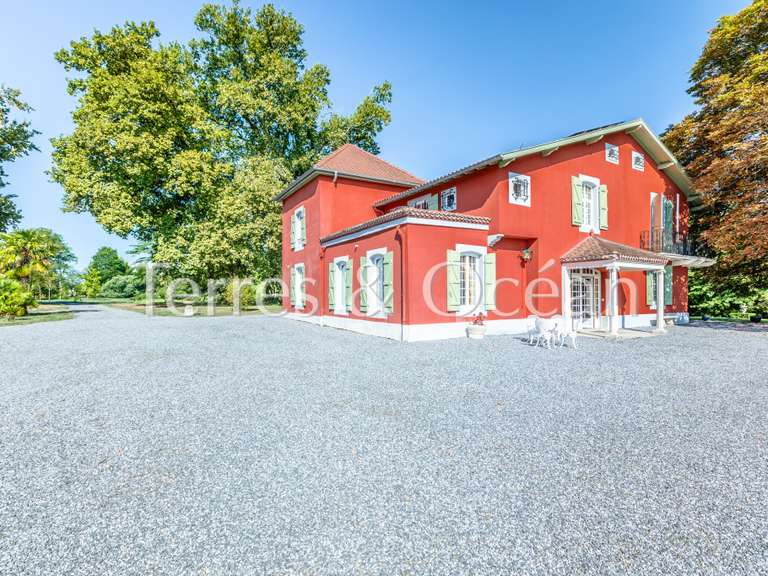 Maison Dax - 9 chambres - 452m²