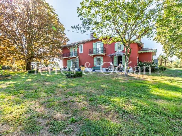 Maison Dax - 9 chambres - 452m²