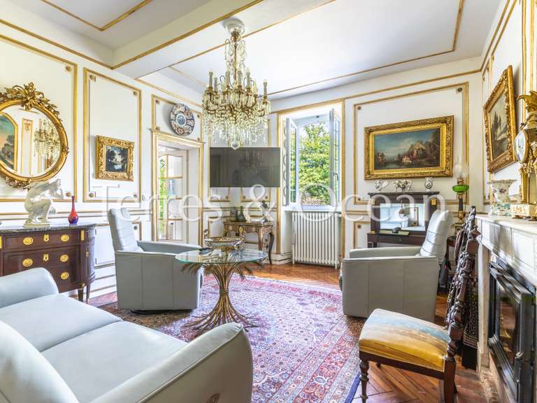 Maison Dax - 9 chambres - 452m²