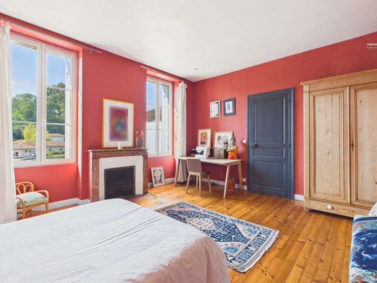House Dax - 9 bedrooms - 539m²