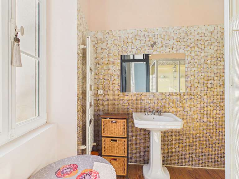 House Dax - 9 bedrooms - 539m²