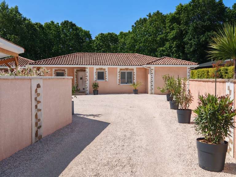 Propriété Dax - 7 chambres - 240m²