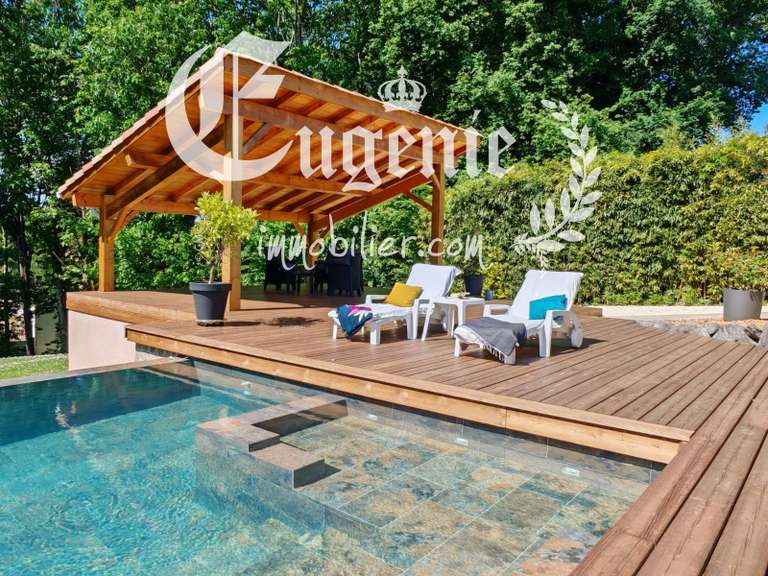 Propriété Dax - 7 chambres - 240m²