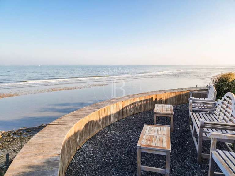 Property Deauville - 20 bedrooms