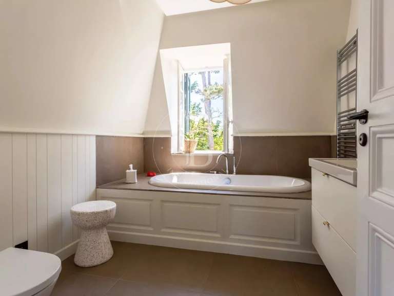 Villa Deauville - 5 bedrooms - 290m²