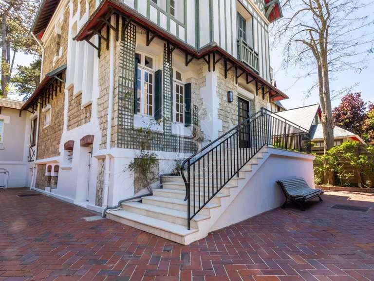 Villa Deauville - 5 bedrooms - 290m²