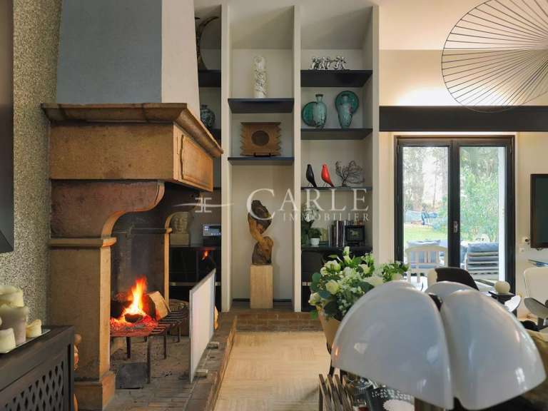 Propriété Décines-Charpieu - 5 chambres - 458m²