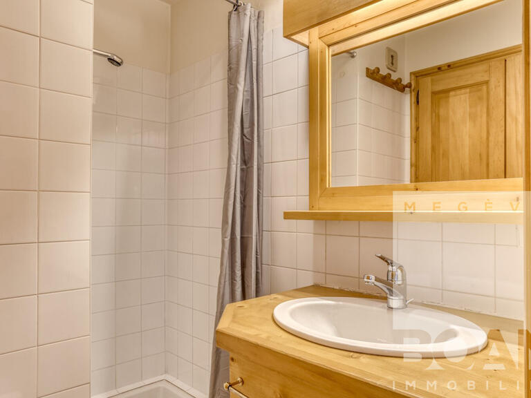Appartement Demi-Quartier - 4 chambres - 100m²
