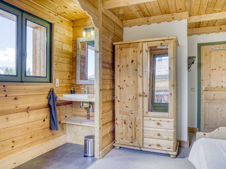 Appartement Demi-Quartier - 3 chambres - 77m²