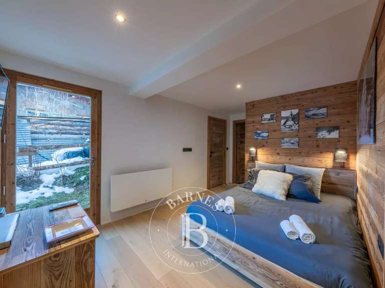 Appartement Demi-Quartier - 3 chambres - 80m²