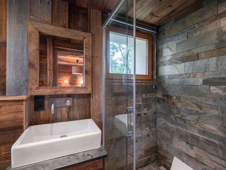 Appartement Demi-Quartier - 4 chambres - 165m²