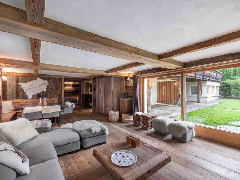 Appartement Demi-Quartier - 4 chambres - 165m²