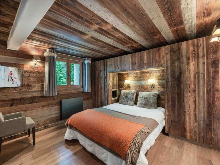 Appartement Demi-Quartier - 4 chambres - 165m²