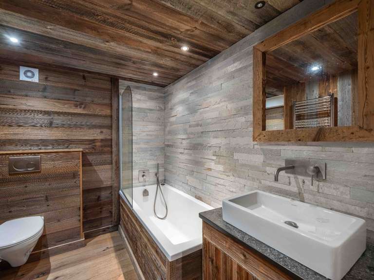 Appartement Demi-Quartier - 4 chambres - 165m²