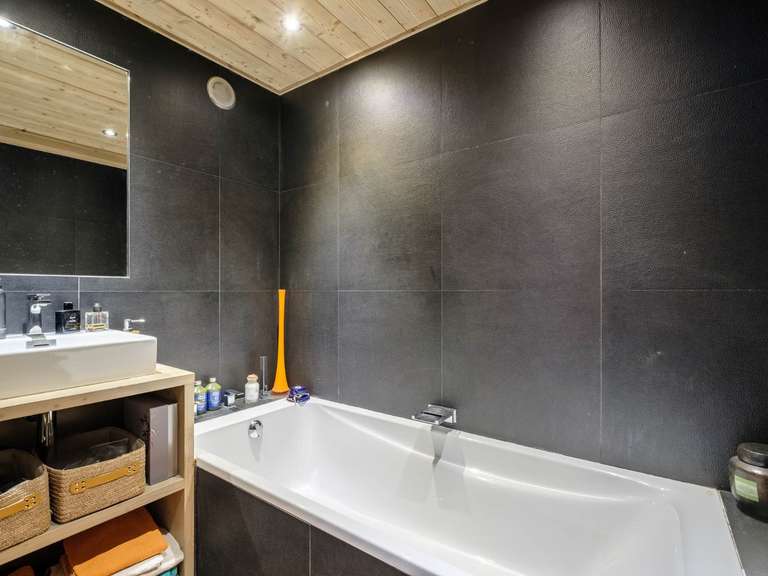 Appartement Demi-Quartier - 3 chambres - 79m²