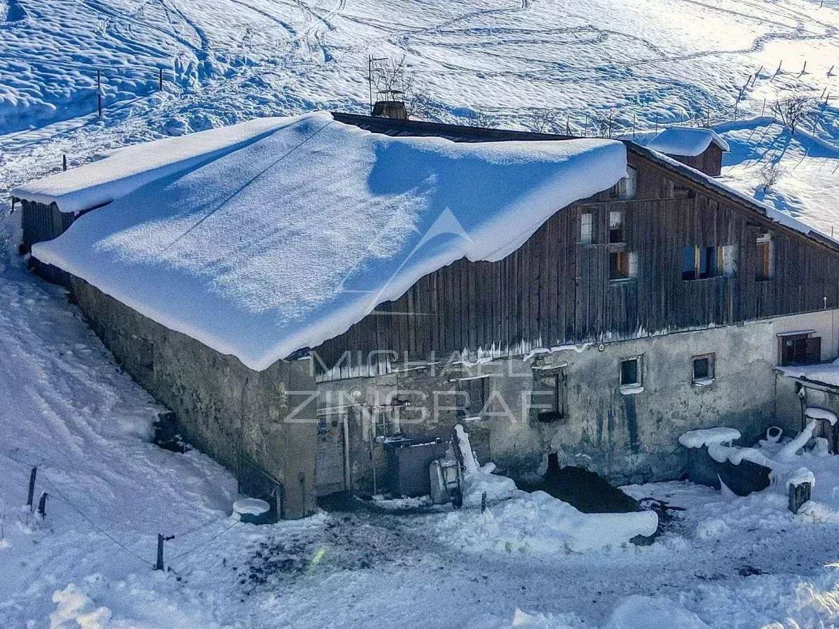 Bien atypique Demi-Quartier