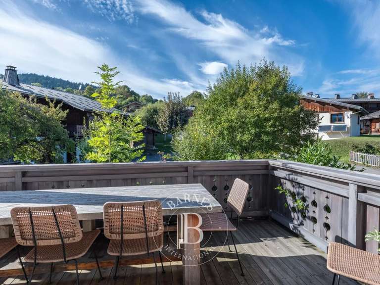 Chalet Demi-Quartier - 5 chambres - 200m²