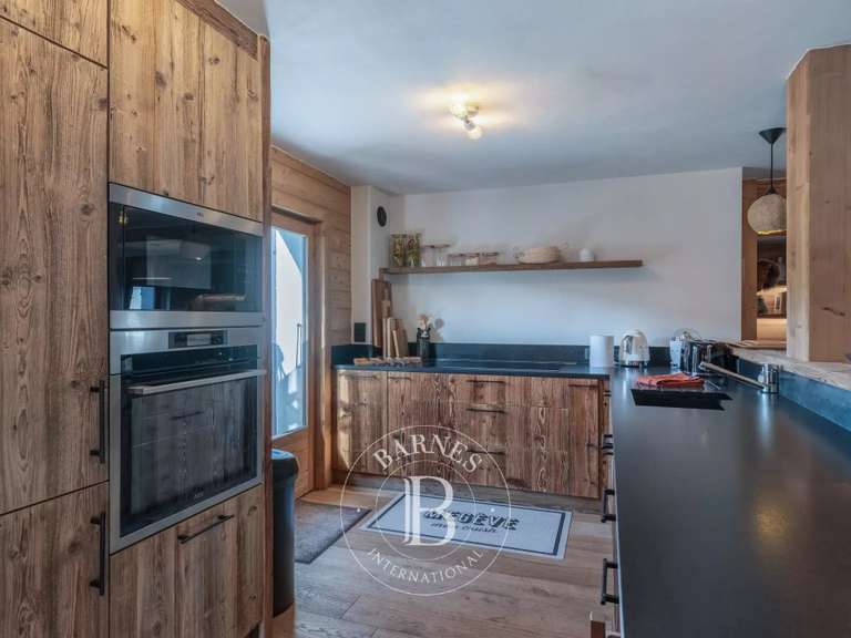 Chalet Demi-Quartier - 5 chambres - 200m²