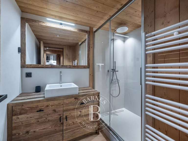 Chalet Demi-Quartier - 5 chambres - 200m²