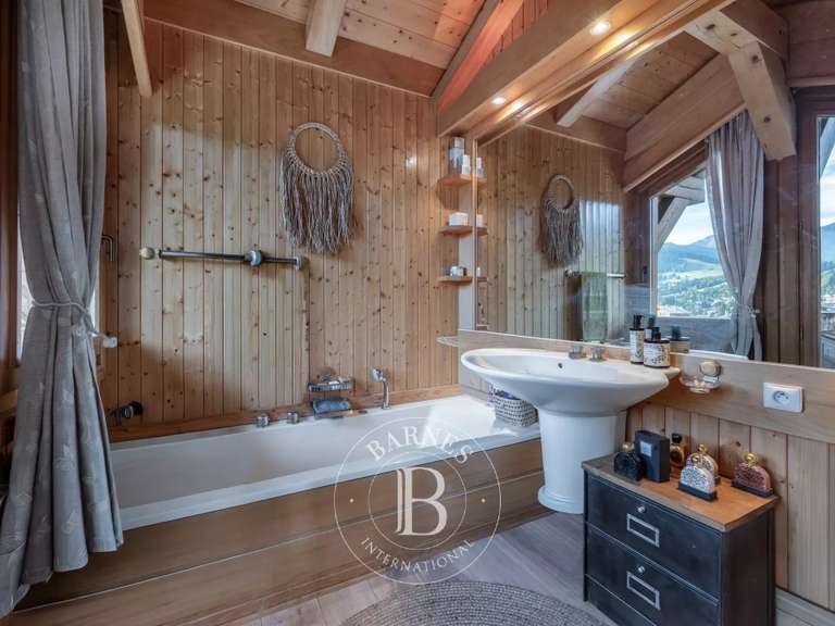 Chalet Demi-Quartier - 5 chambres - 275m²