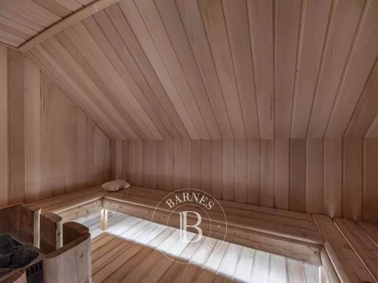 Chalet Demi-Quartier - 5 chambres - 275m²