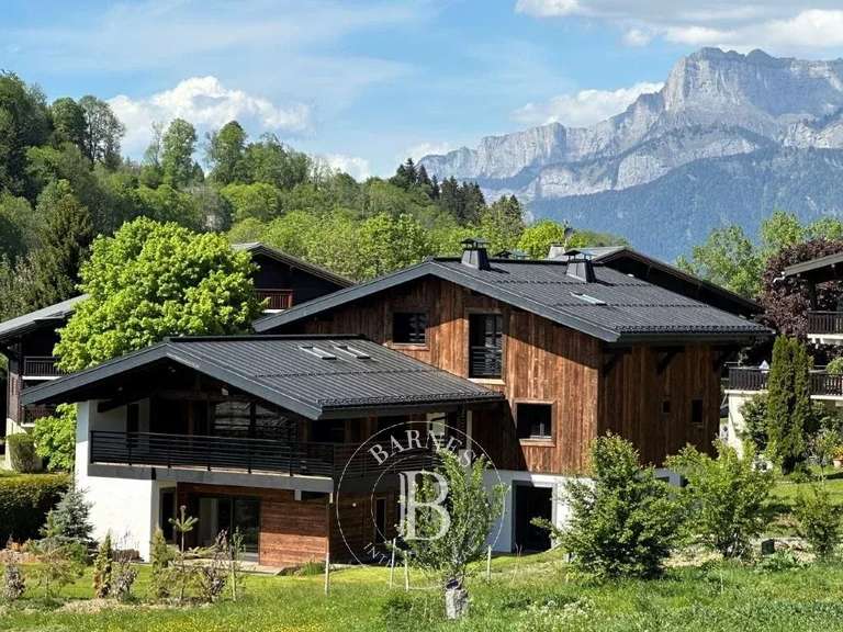 Chalet Demi-Quartier - 5 chambres - 395m²