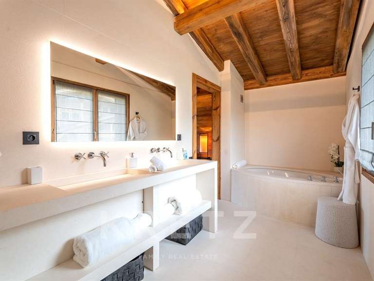 Chalet Demi-Quartier - 5 chambres - 672m²