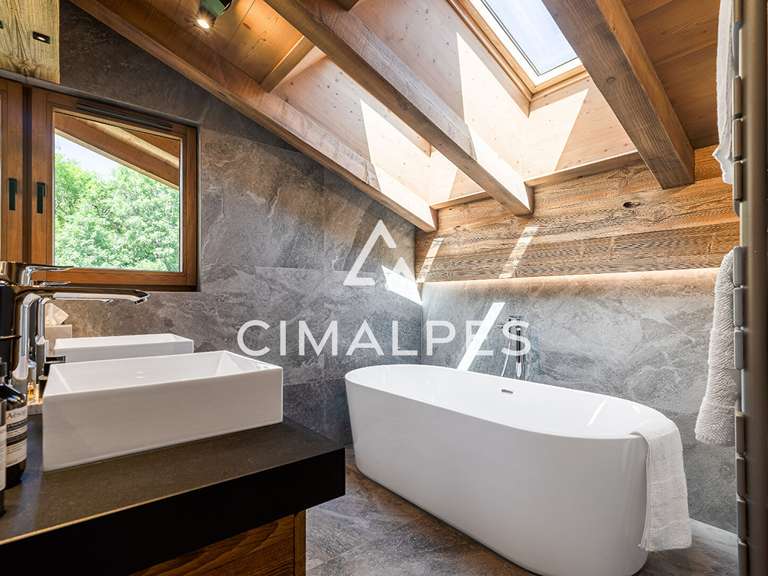 Chalet Demi-Quartier - 5 chambres - 330m²