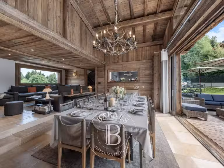 Chalet Demi-Quartier - 5 chambres - 340m²