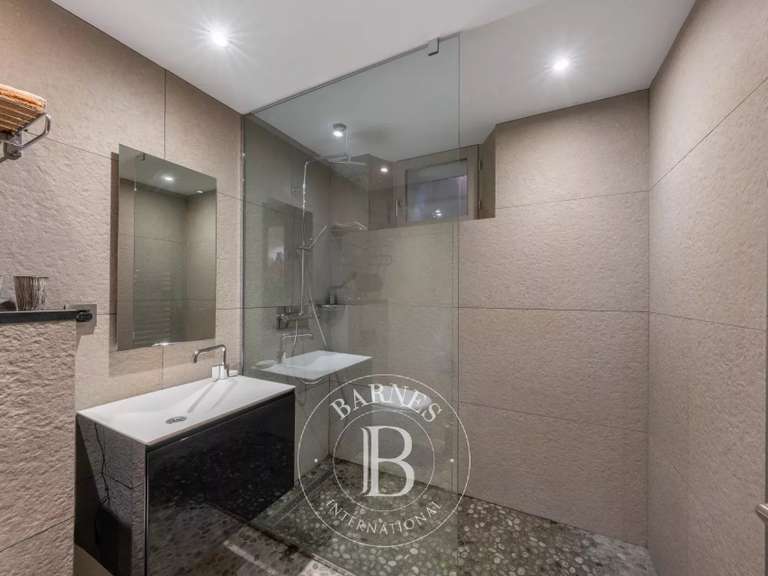 Chalet Demi-Quartier - 5 chambres - 340m²