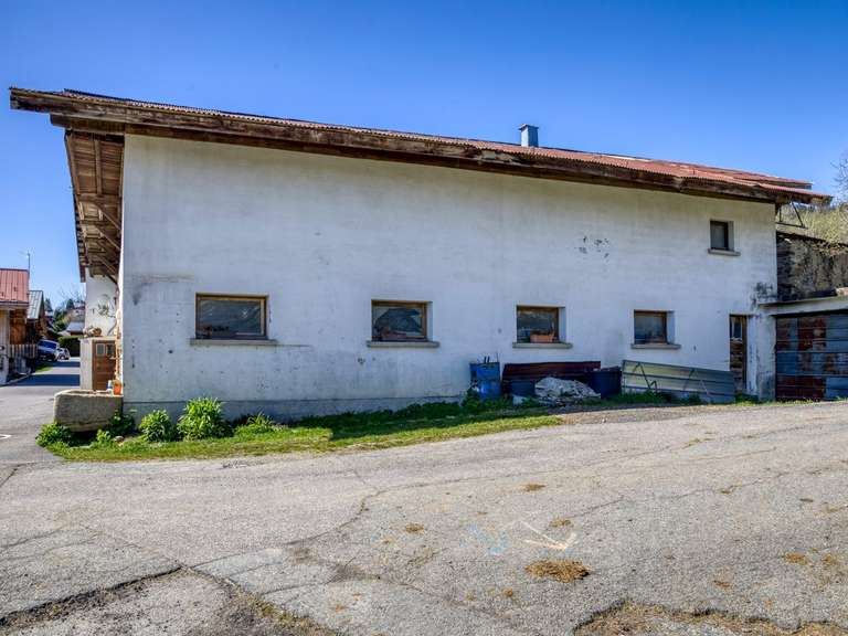 Maison Demi-Quartier - 527m²